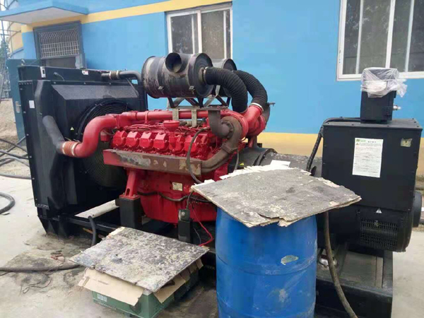 道真关于柴油发电机组水箱污垢的产生与清理
