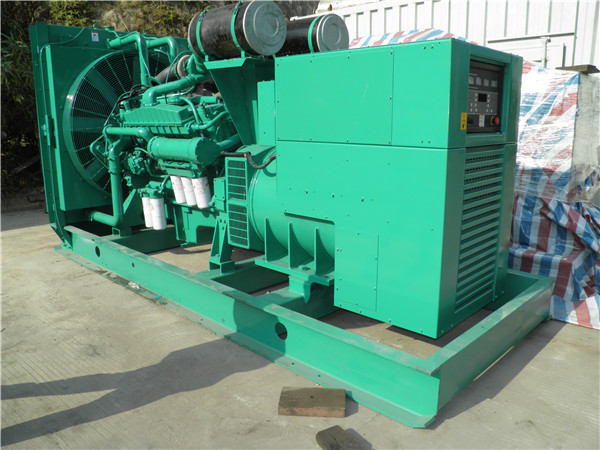 道真出租发电机-进口柴油发电机组与国产柴油发电机组的区别