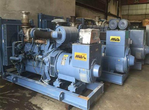 道真发电机组带负载降电压是什么原因照成的？