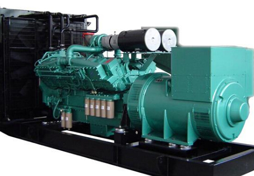 道真冬季柴油发电机组启动前应进行哪些预热操作？